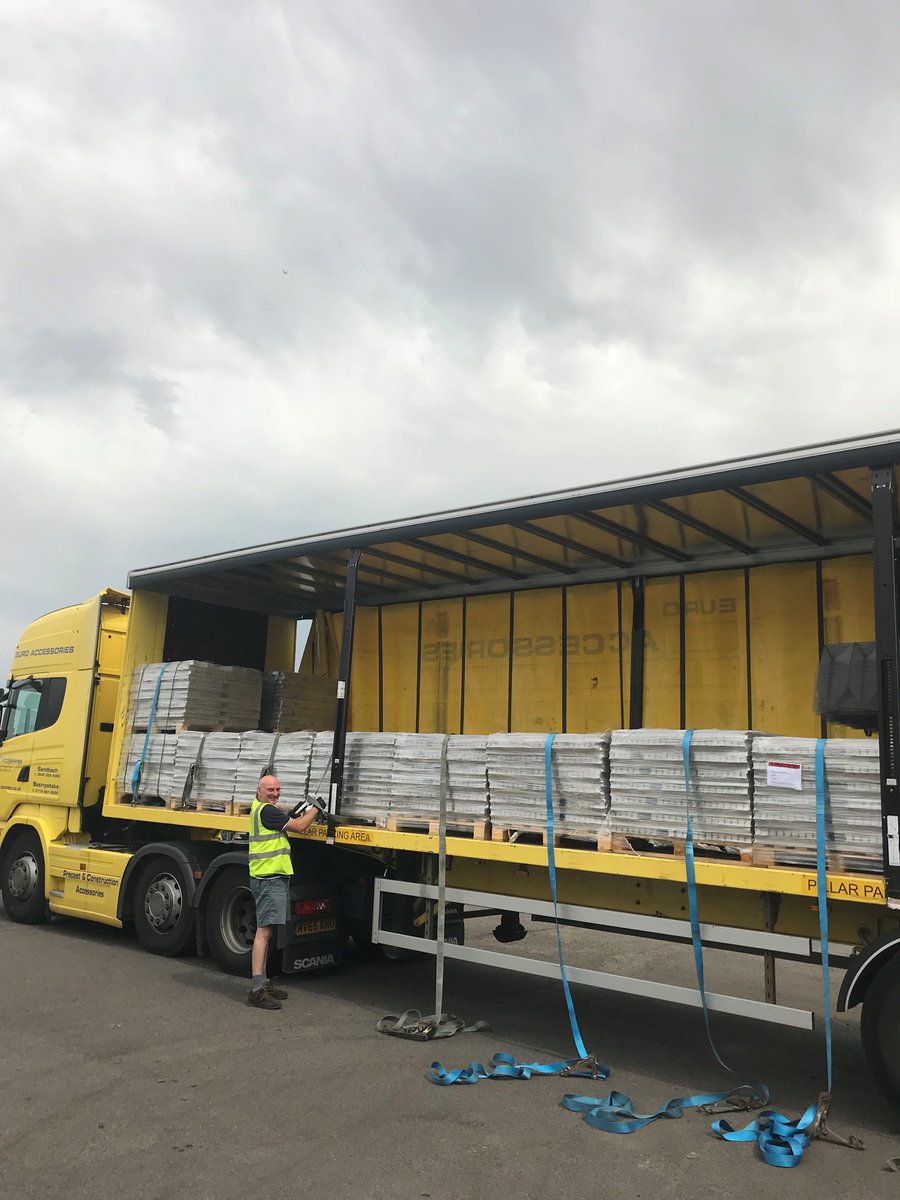 euroacc's tweet image. Another full trailer of 50kn Concave concrete bar to our Basingstoke depot!
#concretebar #meshsupport #reinforcedconcrete #concavebar #50kn