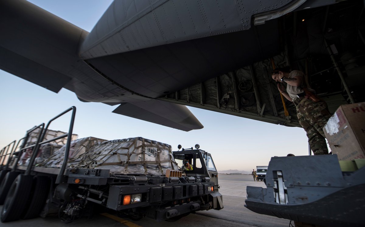 AirMobilityCmd's tweet image. Happy #HercDay! This C-130 crew from @DyessAFBase is executing some tactical #HercWerk half way around the world in Afghanistan. They&apos;re currently delivering troops and cargo throughout the area to operations that need them. #HercWork #DoYouEvenLift