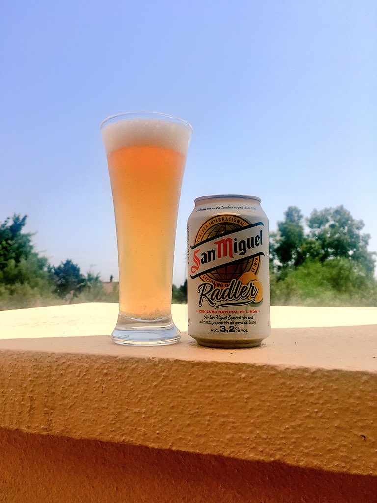pull_marquee's tweet photo. A year ago I wouldn’t have touched a “lemon” beer. Now I have just bought a slab of these!! #sunbeer https://t.co/S1KoXMLpAm