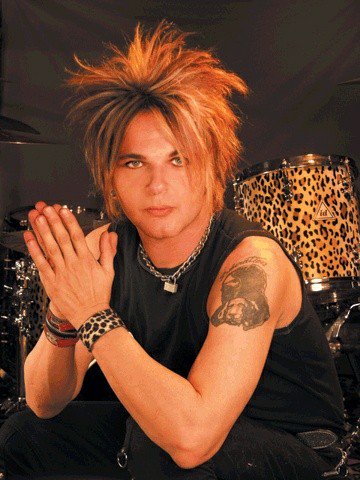 Happy 57th  Birthday to Poison\s Rikki Rockett 