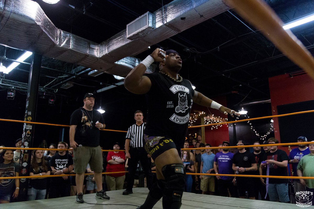 Mouse3911's tweet image. .@AllDamnDayOShay vs @kerryawful 

@sup_graps 
#NotProblematic