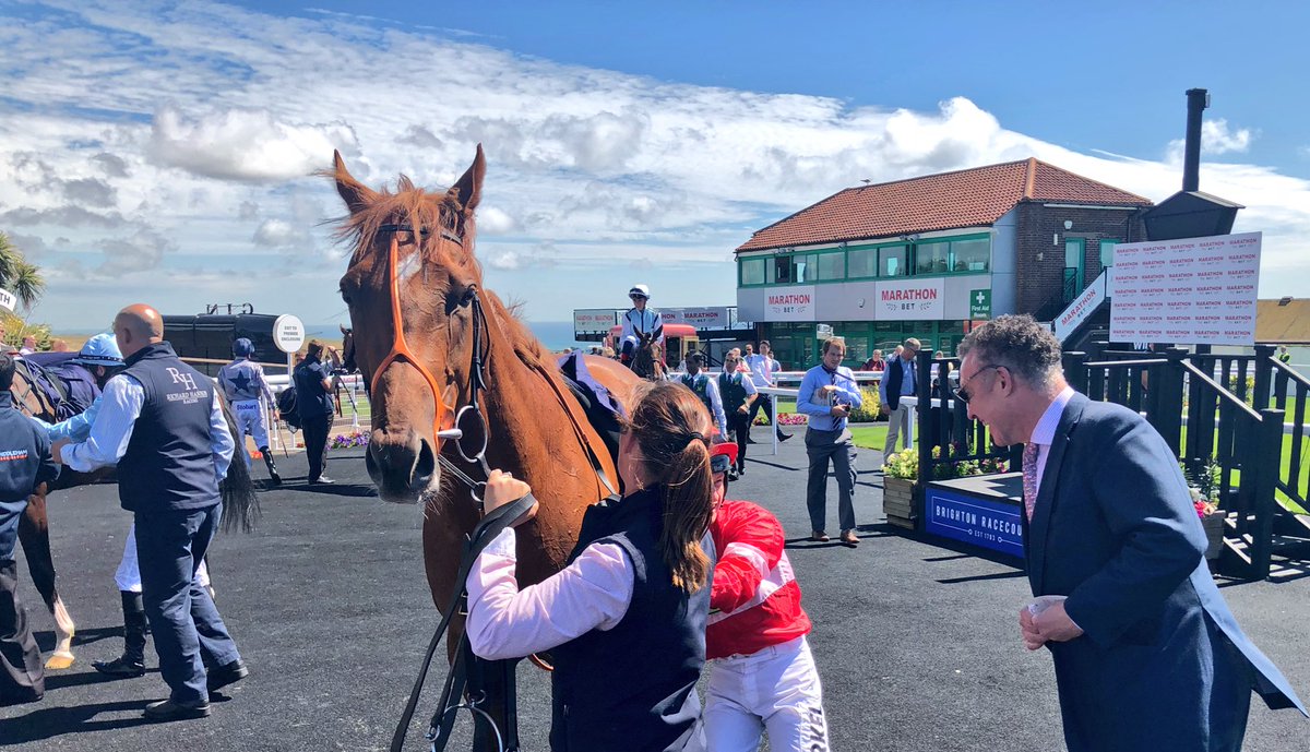 rhannonracing's tweet photo. BIG BABY BULL wins well @BrightonRace under @TomMarquand for Sullivan Bloodstock and @Chrisgilesreal bringing up the 1-2 for the yard #RH #winner #promising #Brighton 🏇🏇🍾🍾 https://t.co/5KKEX5taT2