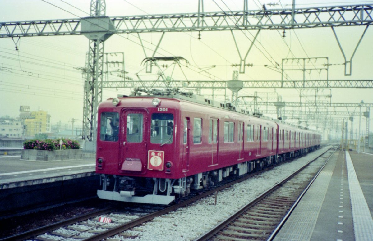 Pon吉 Pa Twitter 近鉄 旧10系 10系時代 四日市 と1000系に改番後 富吉検車区 Pon吉 Pa Twitter 近鉄 旧10系 10系時代 四日市 と1000系に改番後 富吉検車区