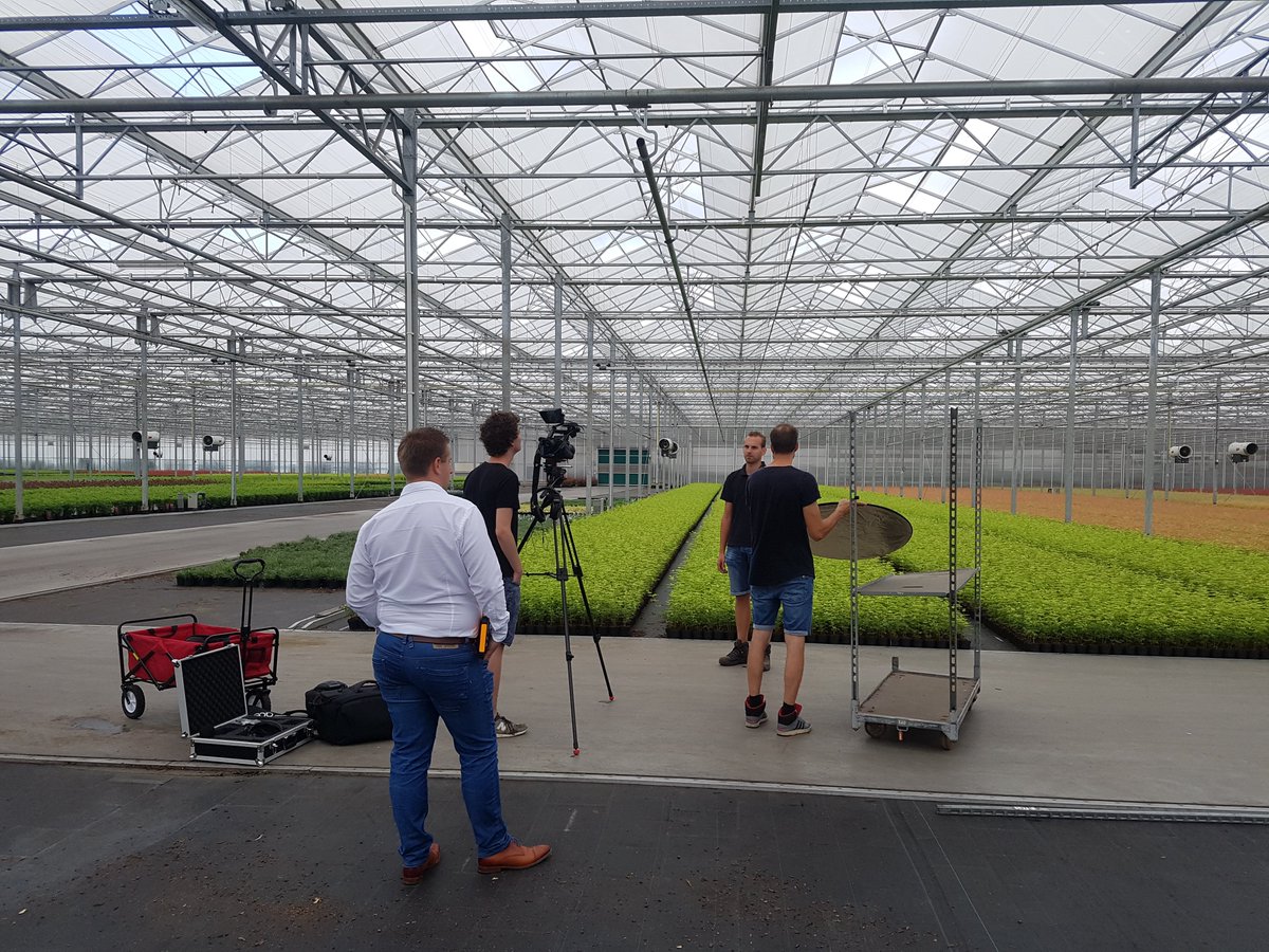MpriseAgriware's tweet photo. Vandaag opnames gemaakt voor een klantencase! Bij @sonkoot in samenwerking met @FlicksVideo. #Agriware #Klantencase #boomkwekerij https://t.co/0zhccrxSJr