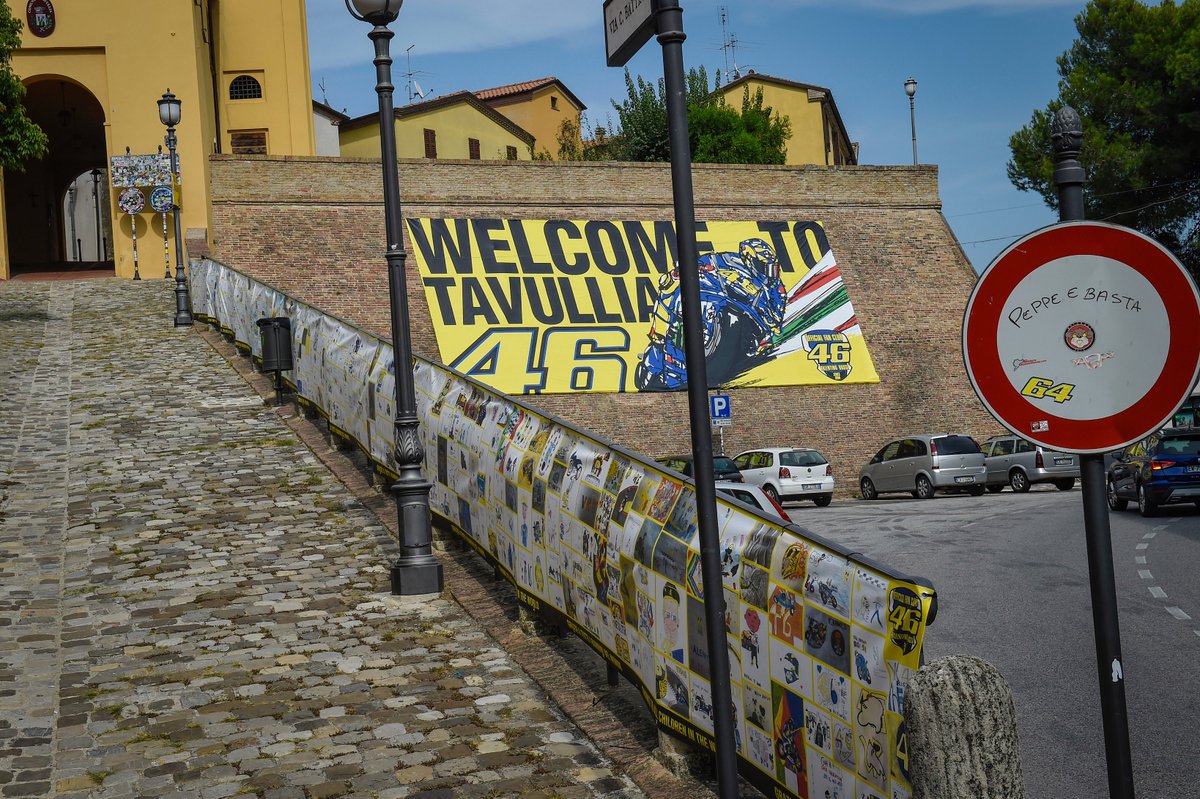 FanClubValeRossi46 tweet media