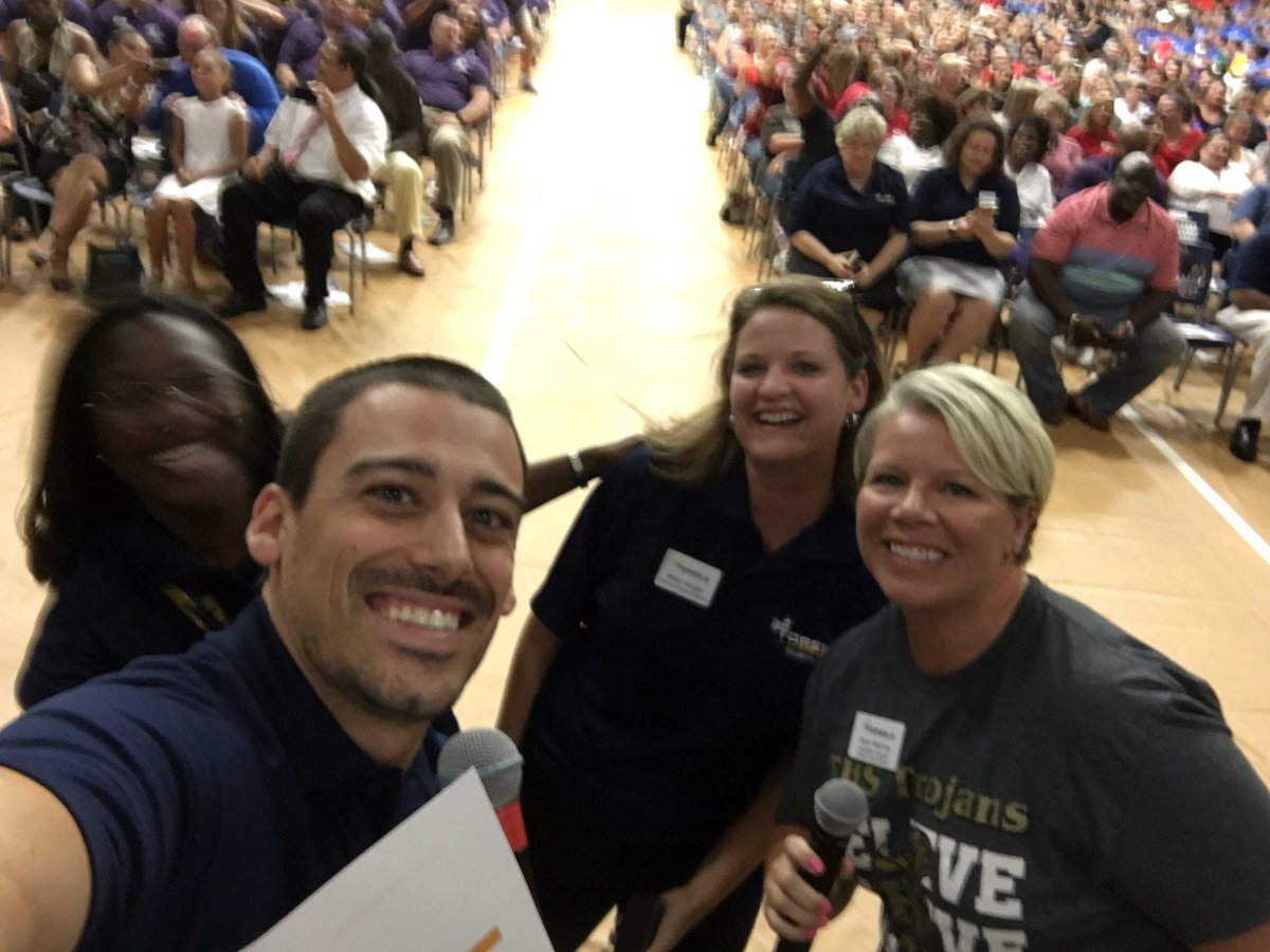 TPS_501's tweet photo. We are READY for another great year! We can't wait till next week when students return 🎉🙌🕺🏻

#WeAreTPS #SmileChallenge #Topeka https://t.co/Cw6rIC1sDG