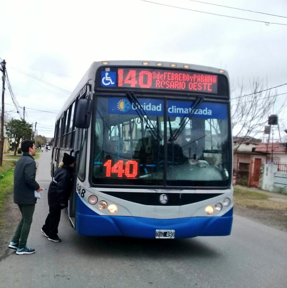 MAlvaradoMR's tweet photo. #Ahora, en el marco del #OperativoIntegral, en el @CMDSudoeste, realizamos #ControlTUP, línea 140! 🚌 https://t.co/kQdxogfY2g