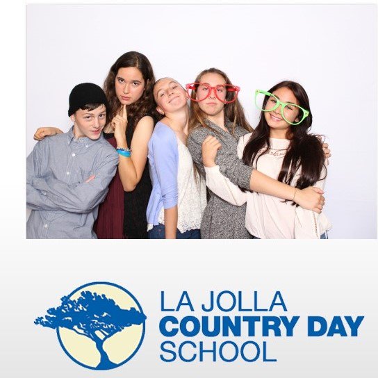 Can you believe it's almost that time? POLL: Who's more excited, the kids or parents? #backtoschool #photobooth #SelfieStationCo