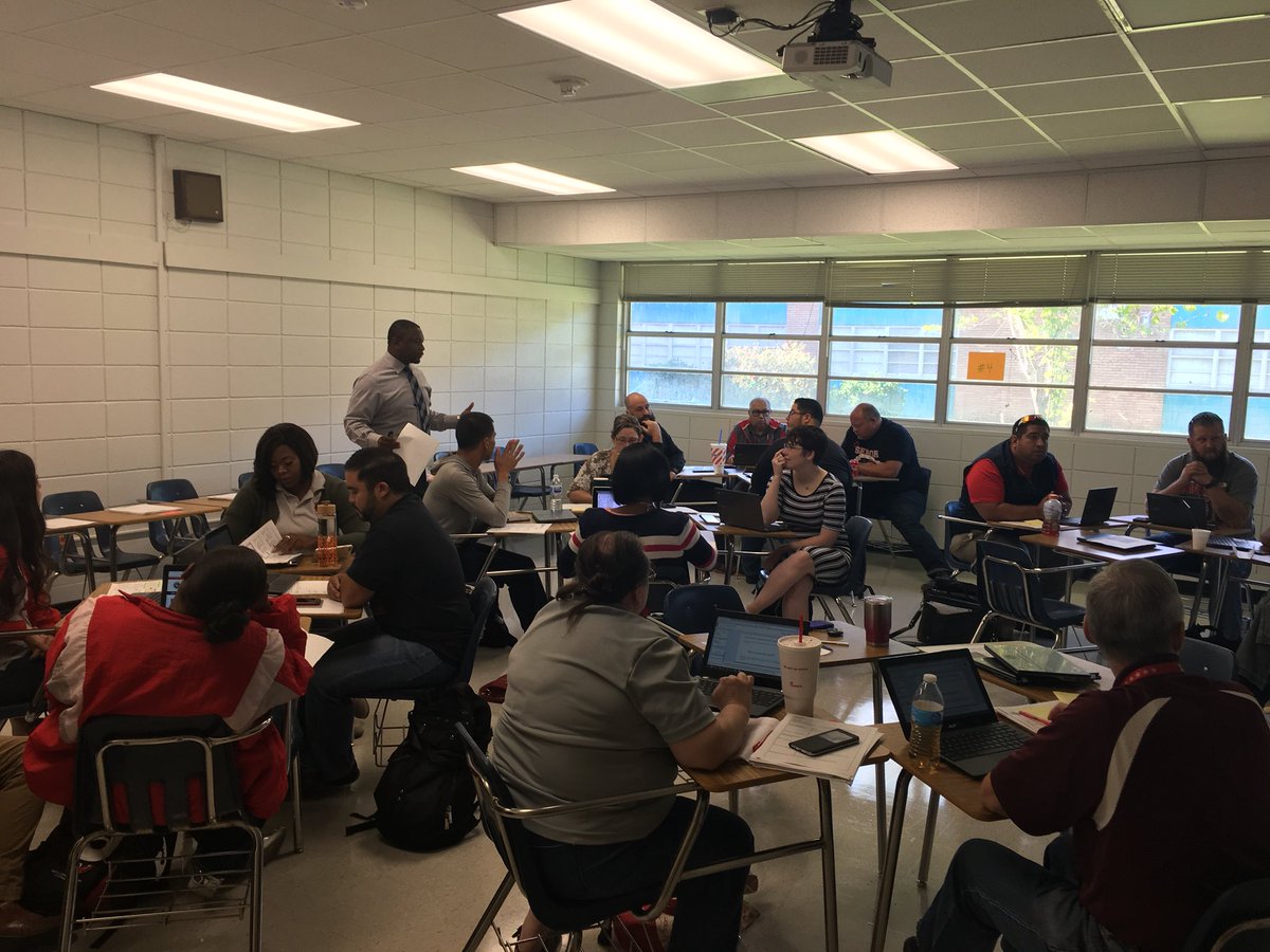 MhsPeterson's tweet photo. Mr. Kelley facilitates a PLC Session on the importance of Common Assessment Development. βA true soldier fights not because he hates what is in front of him, but because he loves what is behind him.β G.K. Chesterton #MacArthurGenerals #CultivateGreatness @drgoffney @tdavis_aldin https://t.co/nzqvtpp98v