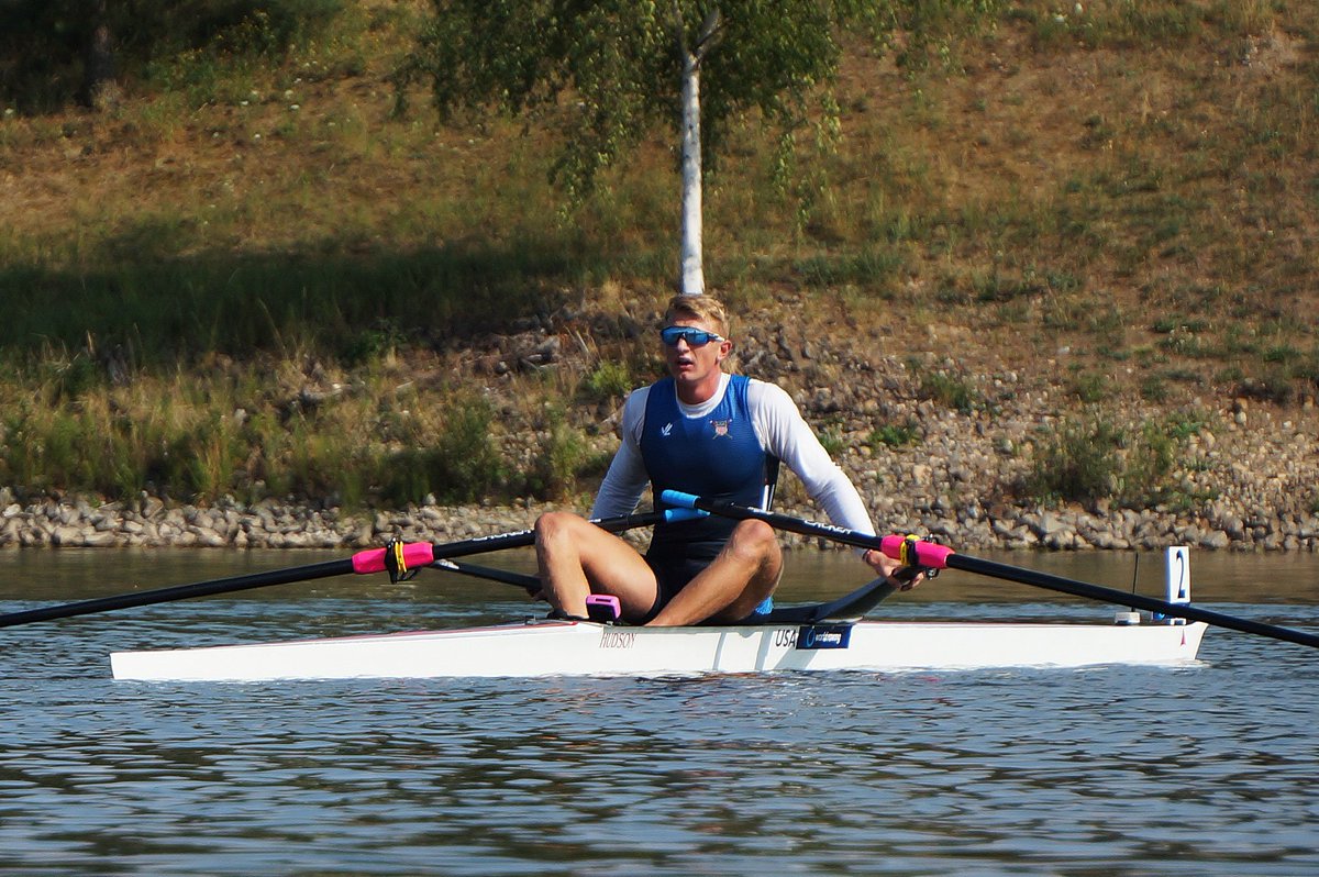 New Junior World Best Time by USA in the JM1x in 6:52.20! #WRJChamps