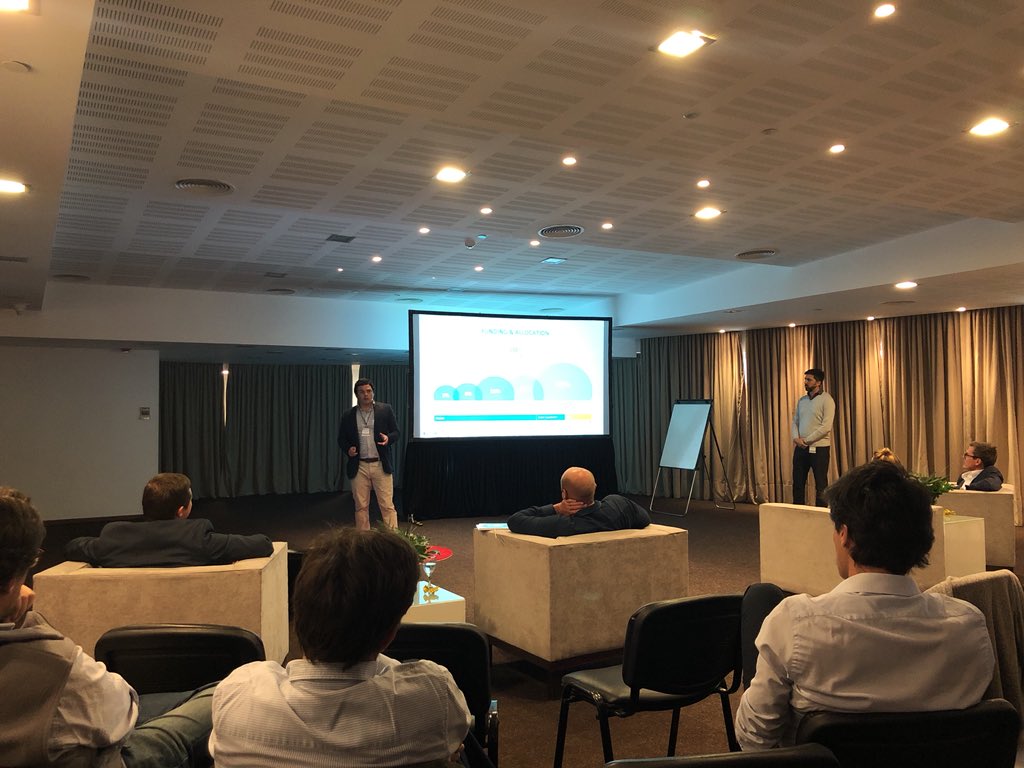 JuanMBarrero's tweet photo. #wakeupagtech #demoday En la #Agtechweek escuchamos el pitch de startups Argentinas que están dando sus primeros pasos. Muy buen nivel de talento emprendedor @penatomas @bermilesy @NXTPLabs @StartUps_BL @EndeavorRosario @BCRprensa @Anitaclarita @gridexp @TheYieldLab @AgFunder https://t.co/qET01Tzou0