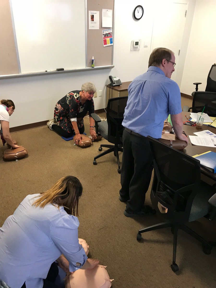MobileCPR's tweet photo. Mobile CPR made it out to the Health Federation to teach the staff #handsonlycpr #mobilecprproject https://t.co/wWEM8xWH5i