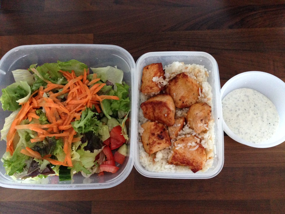 anna_desogus's tweet photo. Can you eat a nice take away in SW20 and not produce lots of non recyclable waste? Yes you can! Just bring your own boxes with you to the restaurant! I asked @TableEarth to put my food in my boxes and they agreed, no problem. And the food was delicious too by the way. Thanks! https://t.co/e8WotsF6DD