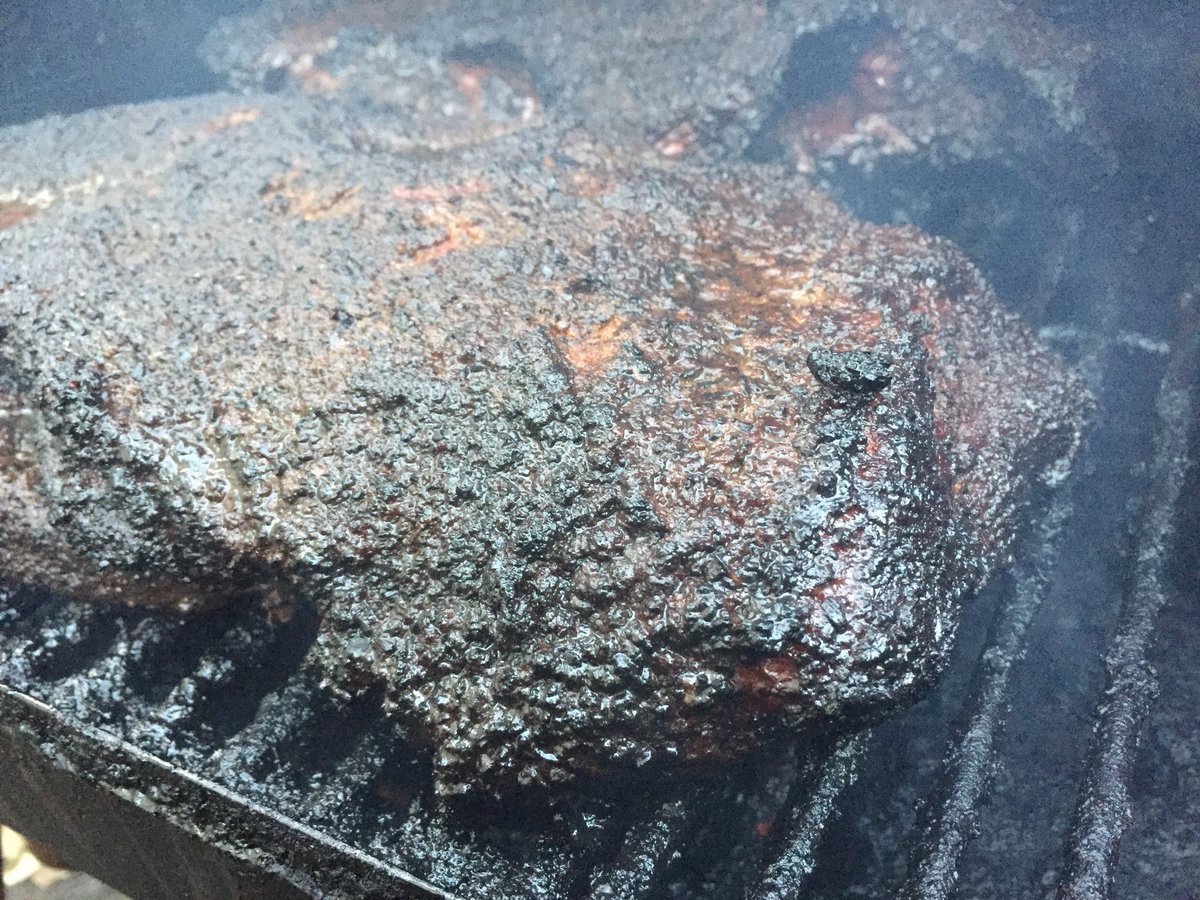 LovieBearsBBQ's tweet photo. @wjwheeler54 @cmbteng @worshipthepig @ProTailgater @sprtsfan33 @Marty60701858 @therealmikesnow Football’s back Y’all!! We gunna be Smokin, Q'in, Curin, Aging, Candyin, +Much More Non-Stop Till February!! #DryAgedBeef #WholeHogs #Bacon #Homemade #SmokinLife #BBQ WHOS HUNGRY!? https://t.co/DkR8vk4xmF