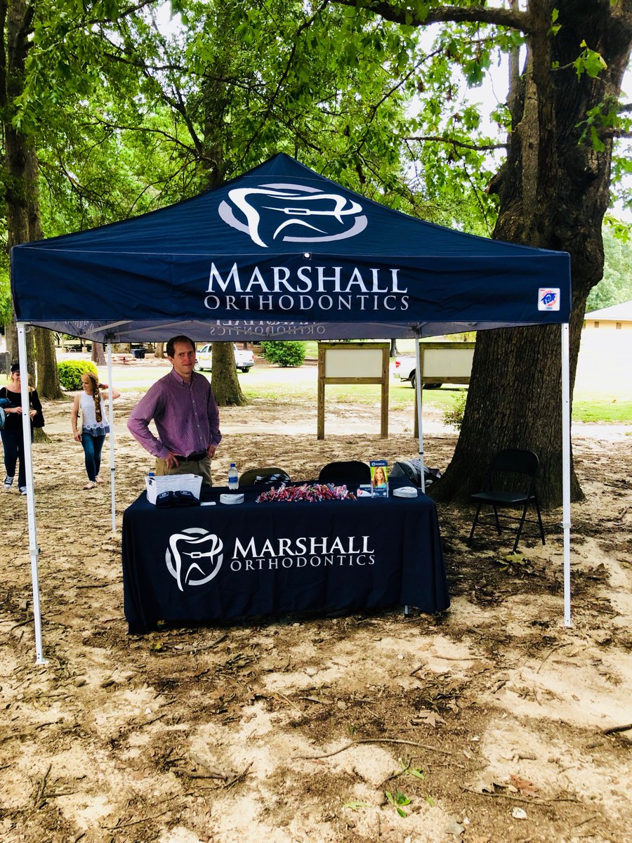marshortho's tweet photo. We had so much fun at National Night Out with Simpsonville Police Department last night! We got to see some familiar faces and met a lot of new ones!!! #marshallorthodontics #upstateorthodontist #acesofbraces https://t.co/S7Mei43sIu