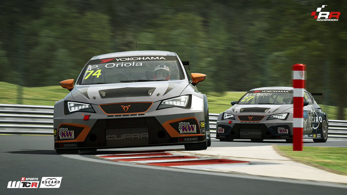 RaceRoom tweet media