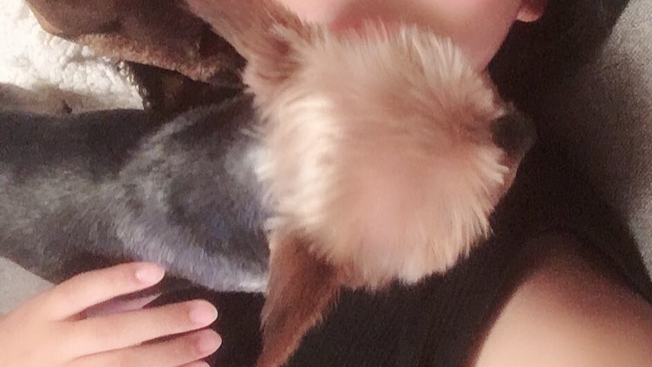 Hanbin_is's tweet photo. @YGFAMILY__CRAZY アクア、上から見るか、前から見るか、 https://t.co/zVMVgzXDBK