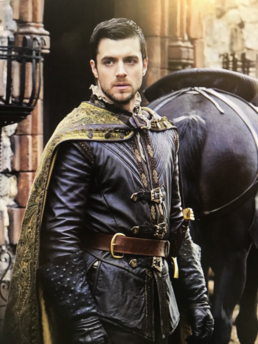 Smee1126's tweet photo. Rewatching @CWReign while waiting for @TheBoldTypeTV... who is/was the better character #Pinstripe or #JamesStuart. @dan_jeannotte https://t.co/97eu5nRIzD