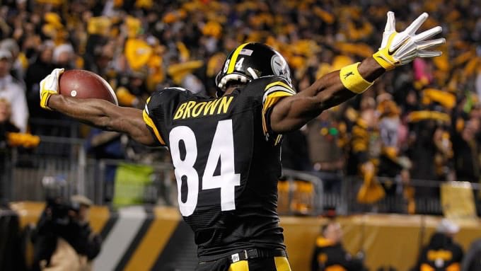 FFFriendzone's tweet image. Here’s my Top 10 Fantasy WRs for 2018
1 Antonio Brown
2 DeAndre Hopkins
3 Odell Beckham Jr
4 Julio Jones
5 Keenan Allen
6 Michael Thomas
7 A.J. Green
8 Davante Adams
9 T.Y. Hilton
10 Mike Evans
Drop me your thoughts and any fantasy questions
#FantasyFootball #NFL