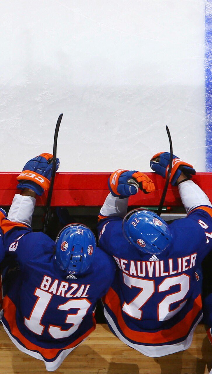 New York Islanders (NHL) iPhone X/XS/XR Lock Screen Wallpaper