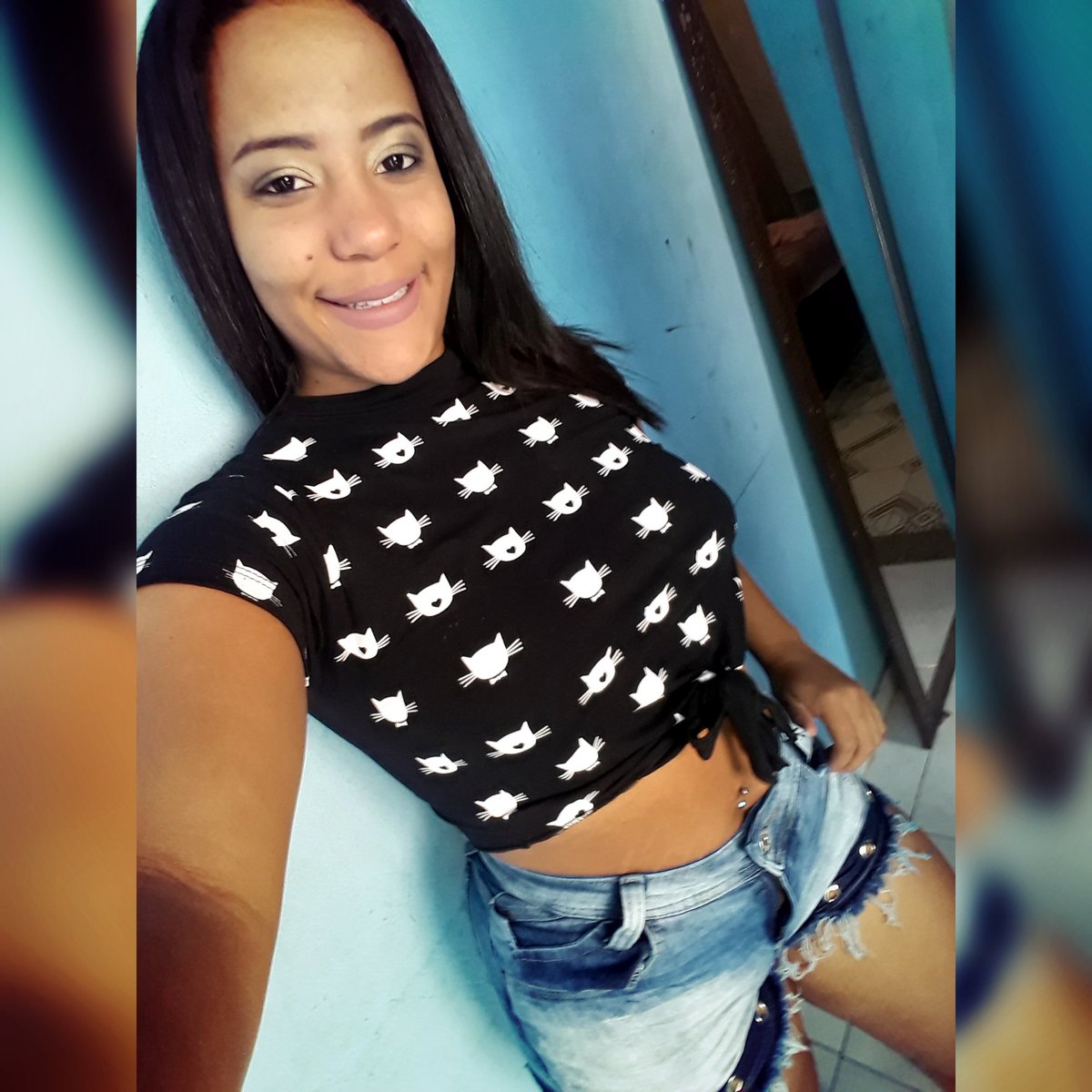 Ray37198703's tweet photo. Por muito tempo fui tudo o que pude; agora sou tudo o que quero.😝😘😘😘😘😘
#SobreDomingoMillyFez3
#MtQuerida💋💋💋💋💋😝😝😝😝😝 https://t.co/EZ4seQnZf7