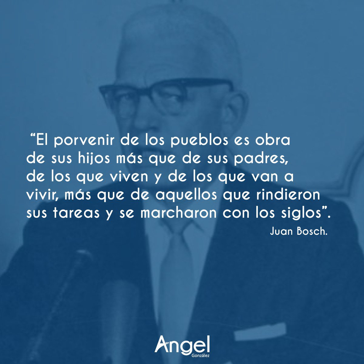 AngelGonzalezFz's tweet photo. Nuestro líder Bosch recalca la importante responsabilidad que tenemos los jóvenes dominicanos con el desarrollo del país. Lo que hagamos aquí y ahora va a definir el futuro rumbo de la patria.

#CHANGE018 #TodoPorBarahona @PLDenlinea @JoseLaluzLR @EduardoSelman @JaimeRinconRD https://t.co/DtFxqrpL9H