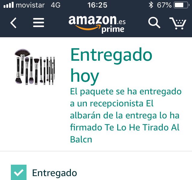 cboira's tweet photo. @AmazonESP innovando en el reparto de paquetes. Vamos a ver, creeis que esto es normal? 0 Profesional, pero punteria 👌#tela https://t.co/dEQiPX1HPl