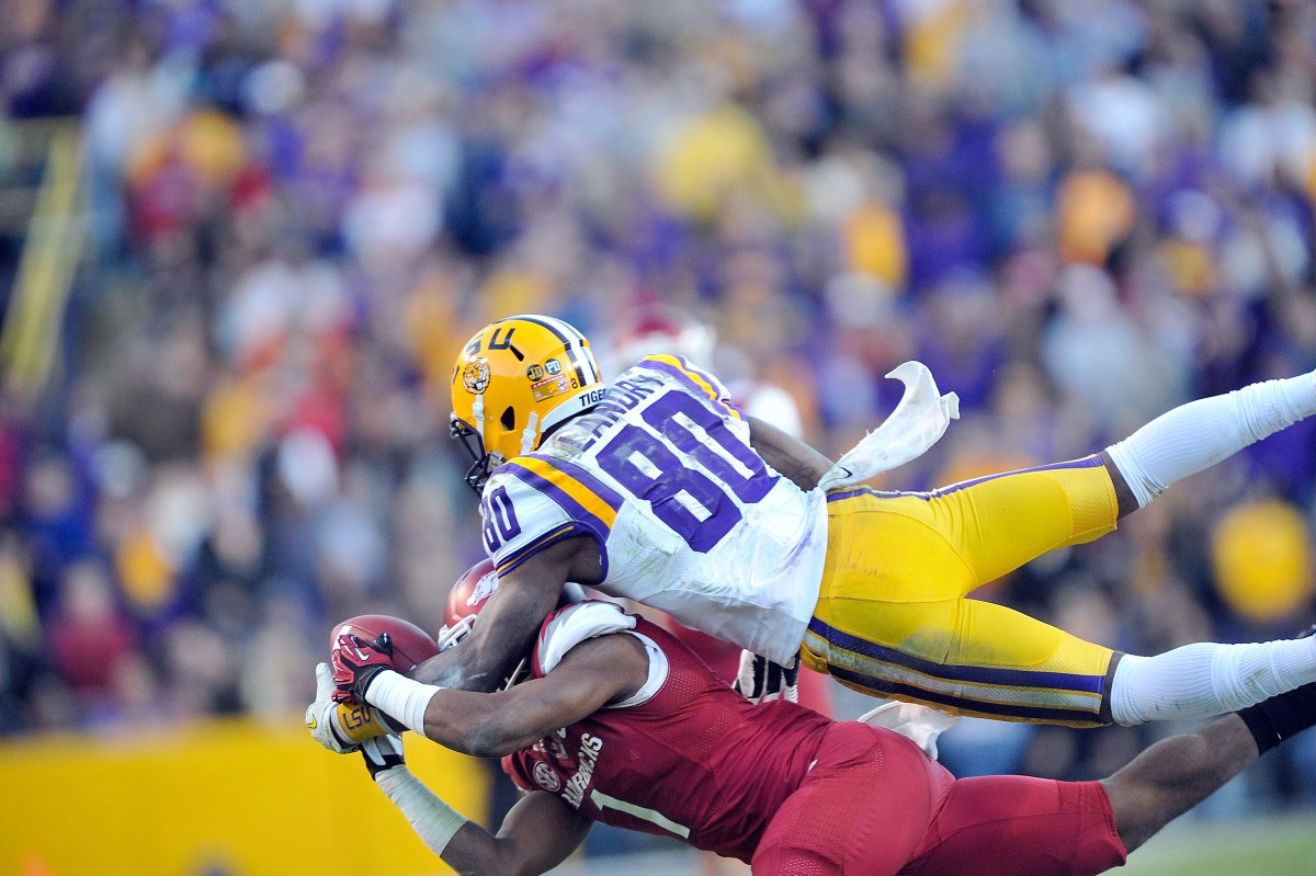 LSUfootball's tweet photo. Hey @Browns...

Get the duo back together #BlessEm https://t.co/iq3CgO963F