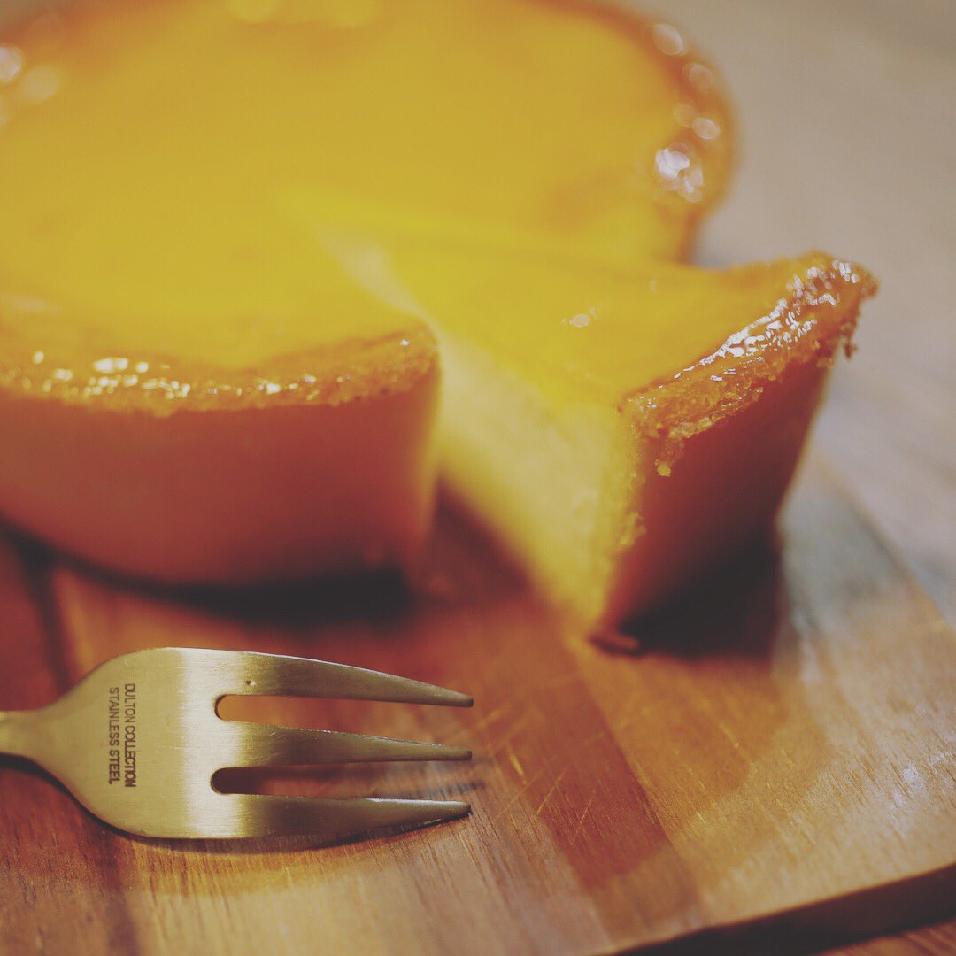 afrog's tweet image. 本当のアナログ写真とアナログ調デジタル写真の比較。
.
.
.
#デリチュース #polaroidoriginals #polaroid600se #polaroidcamera #slr690