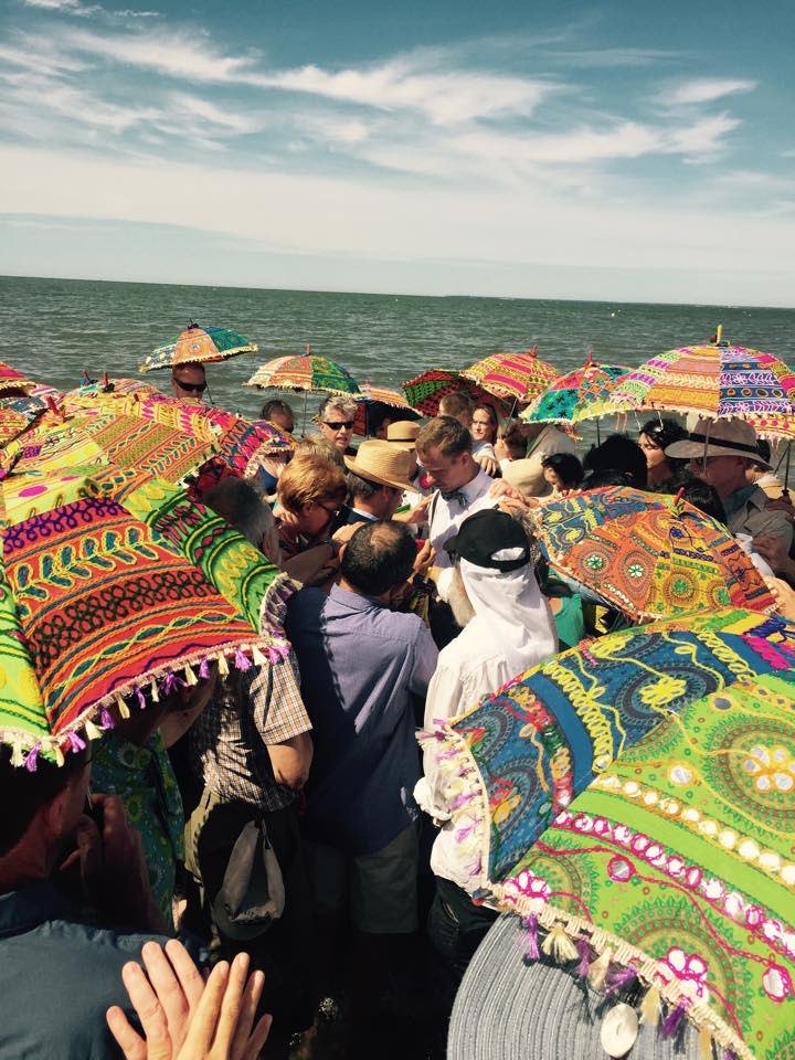 This happened three years ago! #luckyguy