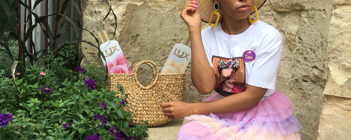 Day 2 at the #LuxAmbassadorSummit #MoreThanYouCanSee #LuxSummit I don’t go anywhere without a little bit of lux to help me conquer the day 🌺