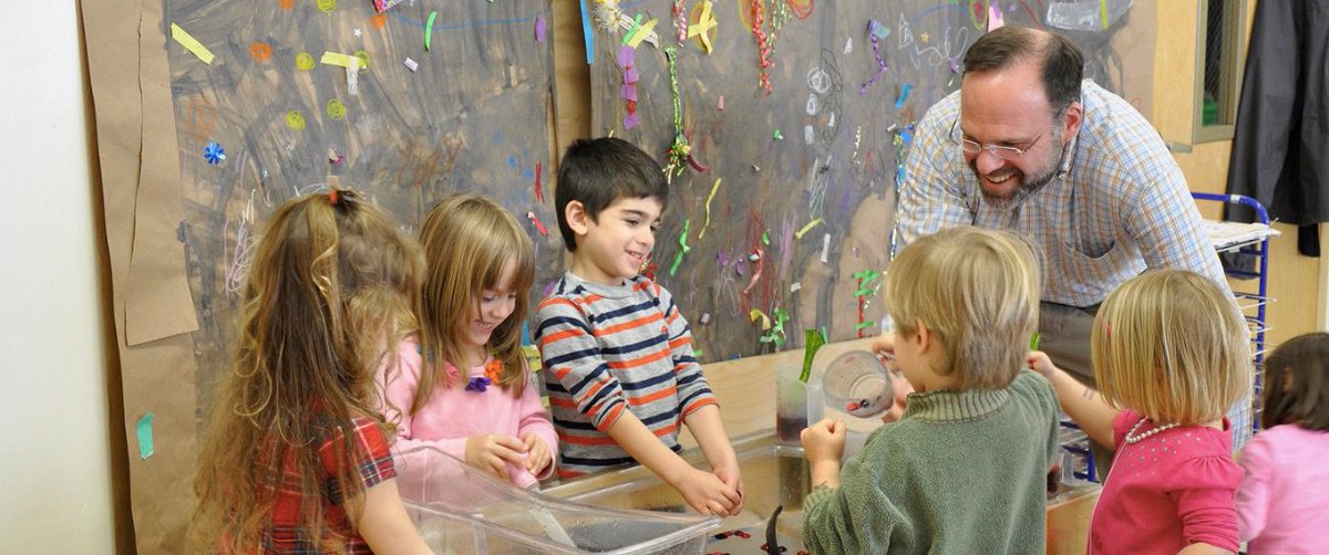 SoDuParentPosse's tweet photo. Looking for a great preschool? Check out the wonderful @FamilyPreschool - I love them so much I sent my own kids there. Find out more at the blog: https://t.co/PGE9lxYypH https://t.co/h435R4eizY