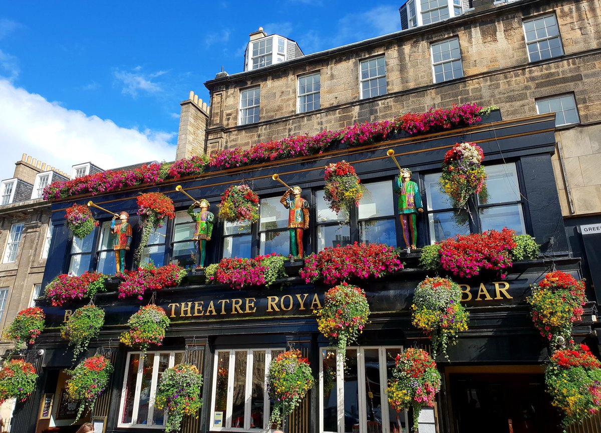 Edinburgh Spotlight tweet media