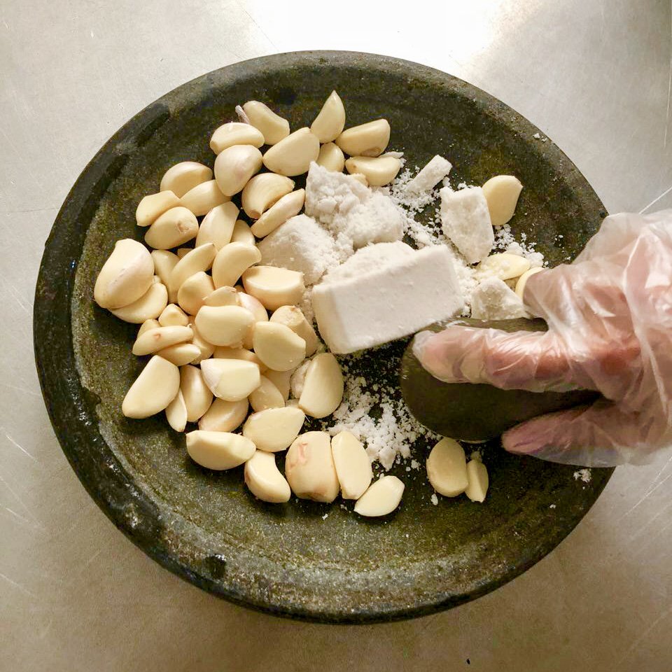 nutsplusnuts's tweet photo. Garlic and Sea Salt are some key ingredients for our great tasting cashews.
-
-
-
#nutsplusnuts #cashew #vegan #healthylife #nyc #cashews #roastednuts #summerfun #yummy #glutenfree #freshlyroasted #foodiegram #ovenroasted https://t.co/eQ60SvGv0w