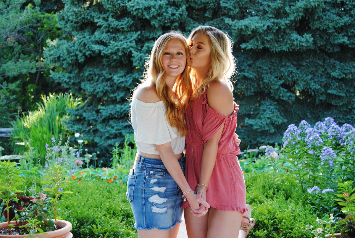 careyrose09's tweet photo. HAPPY BIRTHDAY BBY!! I love you so much and hope you have an amazing day thanks for always bein silly with me hehe https://t.co/t1lG9h8u0v