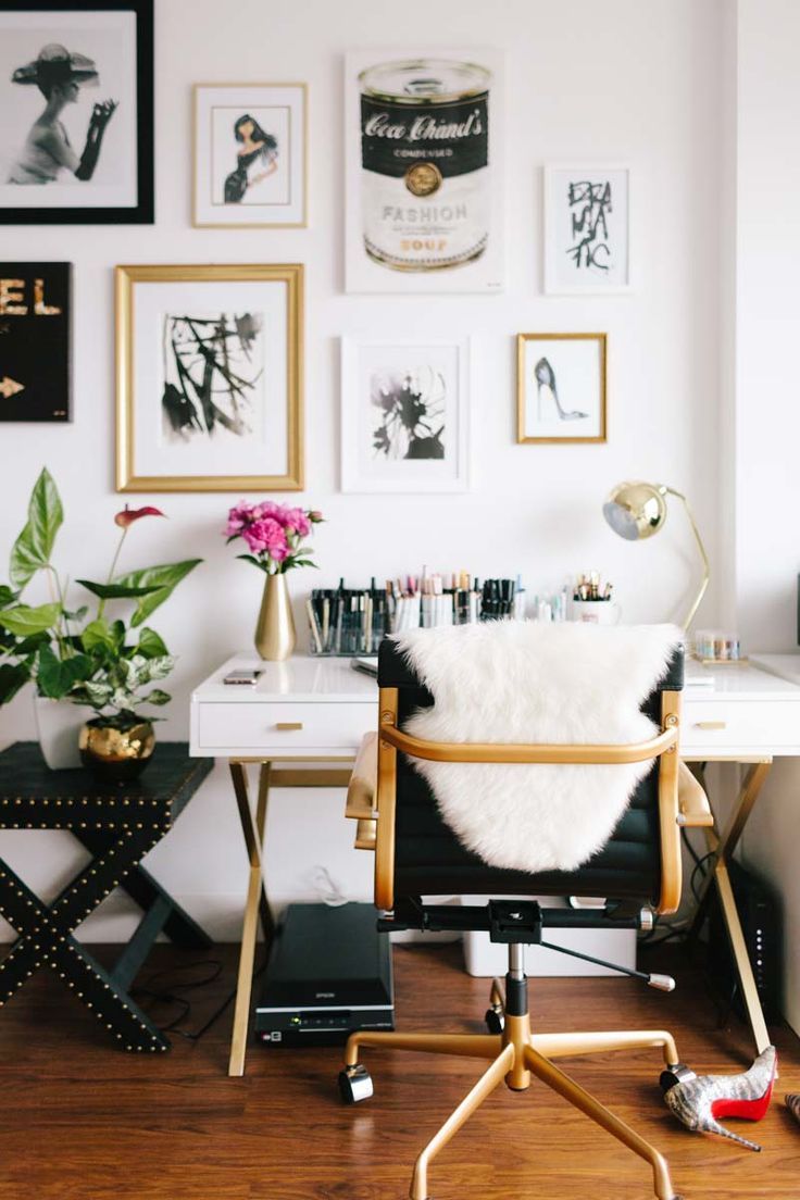 Vertigo_USA's tweet photo. Your home office is everything! #VertigoInteriorsUSA has everything your home office will need! Shop today:
https://t.co/DjPHA2eCWm

#HomeOffice #HomeSweetHome https://t.co/Lw88HDkPda