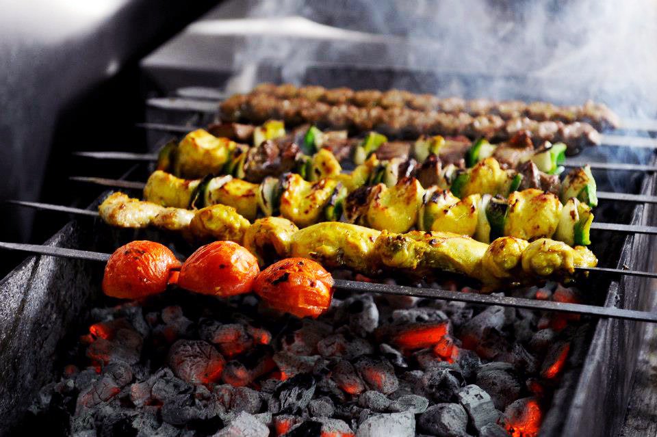 ConnaughtVil's tweet photo. #Colbeh is the cosy Middle Eastern restaurant cooking up tasty traditional Persian dishes, from chargrilled meats and fresh vegetables to delicious meze plates. You can find them at 6 Porchester Place: https://t.co/91eHp9x8Dd https://t.co/p6Q3tXYopw