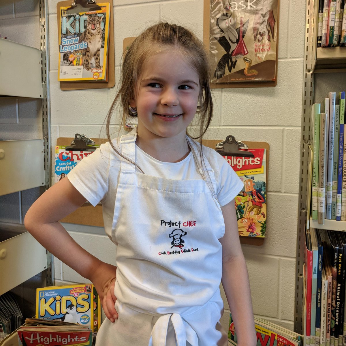 EAT_Vancouver's tweet photo. “My favourite part of Project Chef is that we get to cook together and have fun cooking together.”
Kirsten, Age 6, student @Project_CHEF
#EATVancouver #ProjectChef https://t.co/Br7rs8XTTp