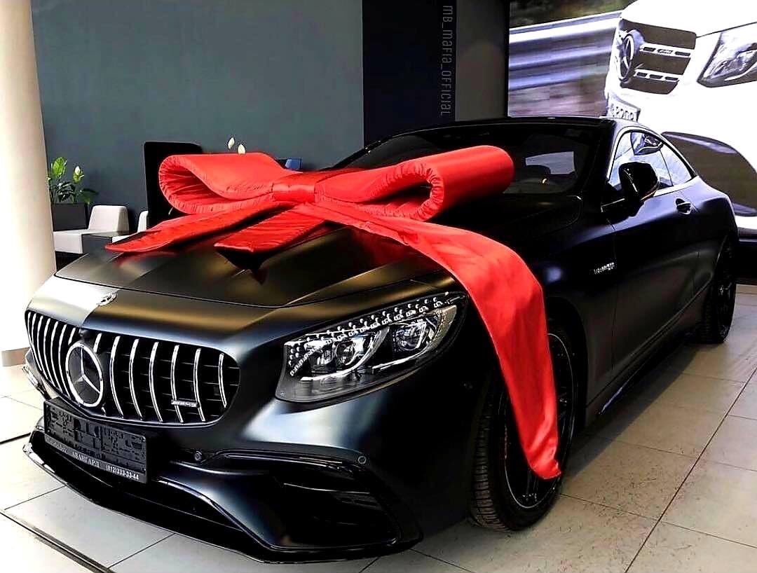 Uncle_Benz_'s tweet photo. Rt if you'd like to have that kind of gift 😍⚫️ https://t.co/d05ekVIGhO