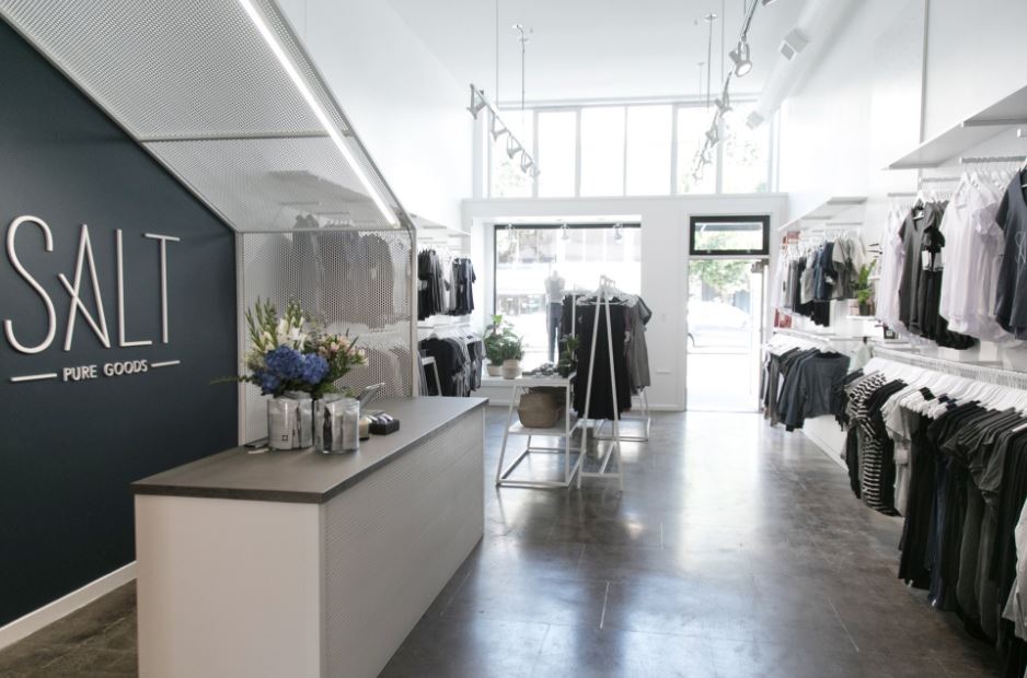 TVicTweeters's tweet image. You are invited to tmrw's Grand Opening of SALT, a beautiful new clothing store tenant of @FortProp, @ 813 Fort St. All details bit.ly/2KIFPlK