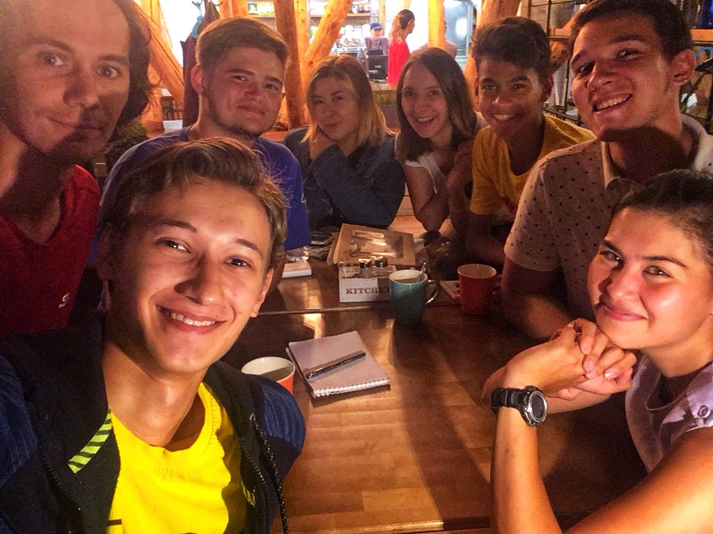veloufa's tweet photo. Вчерашняя встреча организаторов ВелоУфы.
Наметили планы на будущее, составили календарь мероприятий на 2019 год. Будет насыщенно! 🔥😏 ⠀ ⠀
⠀ ⠀
Хотите присоединиться? Напишите в комментариях.
⠀ ⠀
#veloufa https://t.co/zp8XpJg3ya