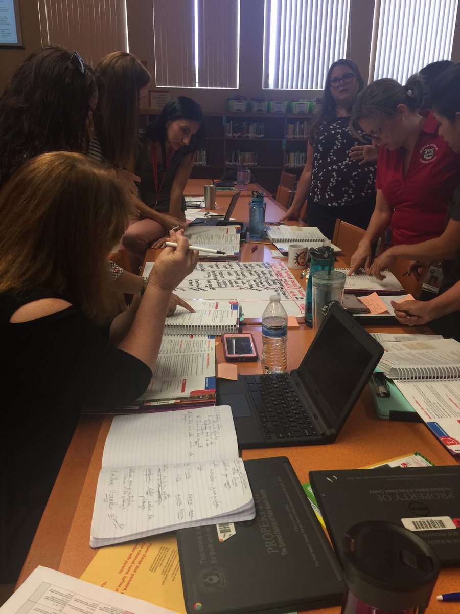 b_andrewsbec's tweet image. Fabulous dual language teachers in Florida plan for instruction using Benchmark Advance and Benchmark Adelante! #BenchmarkEd