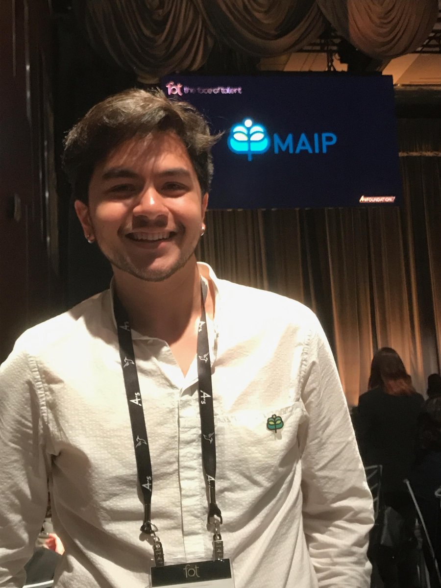 Giant_Spoon's tweet photo. We met Evan, one of our summer interns, through @MAIP's fellowship program (hi Evan!), and it was wonderful meeting more new faces at its Diversity Career Fair this week! #MAIP2018 https://t.co/2mkK6DLhrO