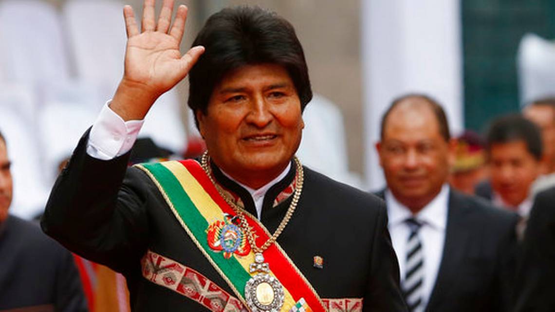 elnuevoherald's tweet image. Roban la medalla presidencial de #EvoMorales en una zona de prostíbulos   
hrld.us/2vvBFZr #Bolivia