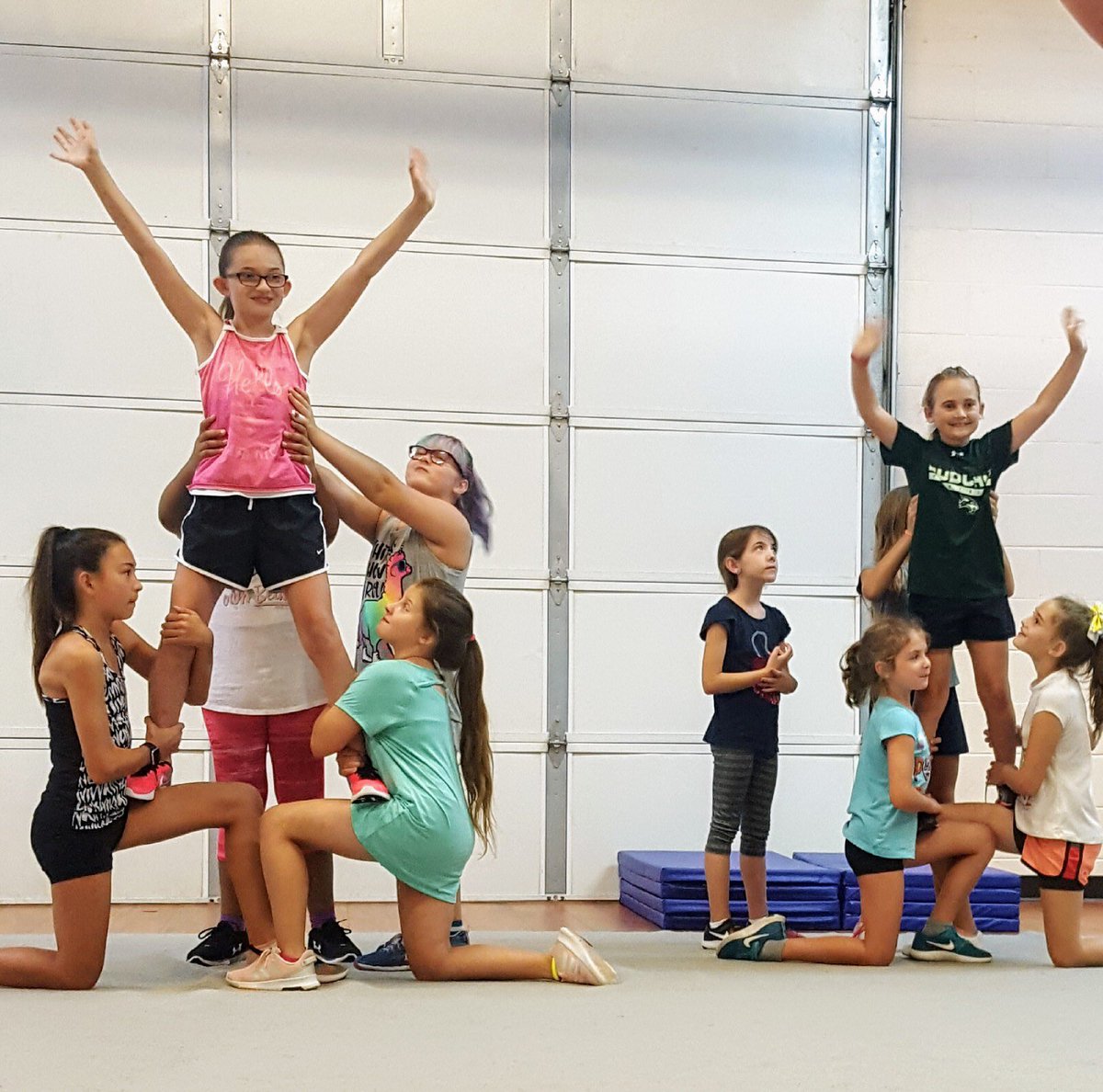 Novi Bobcats Youth Football and Cheer tweet media