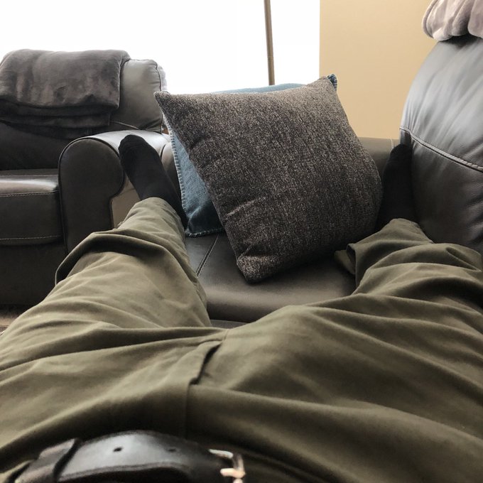 Big ass burrito and a midday nap. Life is good. #burrito #nap #humpday https://t.co/kI5RVC0K9s<a href="/tag/humpday"class="tags"><span>#humpday</span></a><a href="/tag/nap"class="tags"><span>#nap</span></a><a href="/tag/burrito"class="tags"><span>#burrito</span></a>