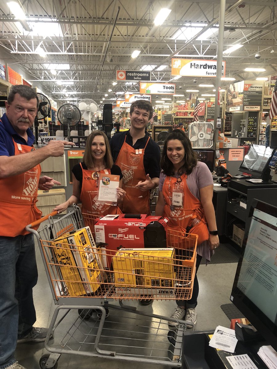 timjamesthd's tweet photo. Kellie, Evan, and Maura getting a big recovery.  Great Job Team J-Town!! https://t.co/MeMHelB1tJ