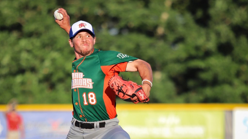 MTimeBaseball's tweet photo. BIG CONGRATS to Matt Paghidas who today was named the 2018 Hamptons League Reliever of the Year! Matt pitched to a .48 ERA in 17 appearances and only allowed ONE earned run the entire summer. He went 2-0 with 5 saves and was named a Hamptons League All-Star! https://t.co/MR38MhOmt4