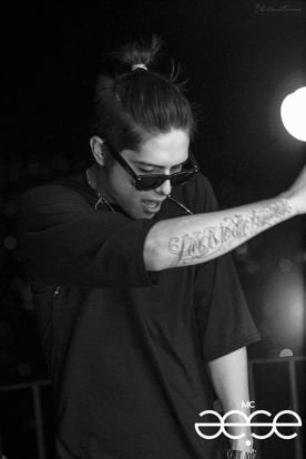 Maritza_Gmz's tweet image. #TipicoQue no conozcan a @mcaeseoficial y me ignoren :C
Pongan musica Latina de raperos #MaratonTelehit