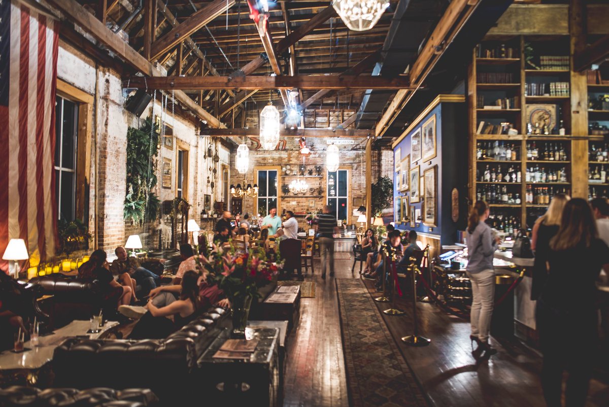 TeamMarketGroup's tweet photo. It’s time for a cocktail🥃 See you at @MathersOrlando 🎉
#MathersSocialGathering #DowntownOrlando #Cocktails #SpeakEasy #TMG https://t.co/oBz47eF4Zi